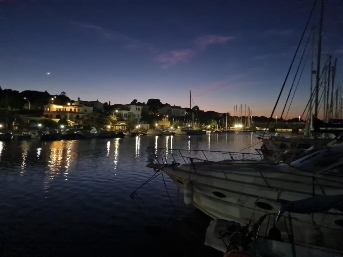 Lupa - La Flotta Di Willy Gio Hotel Alghero Kültér fotó