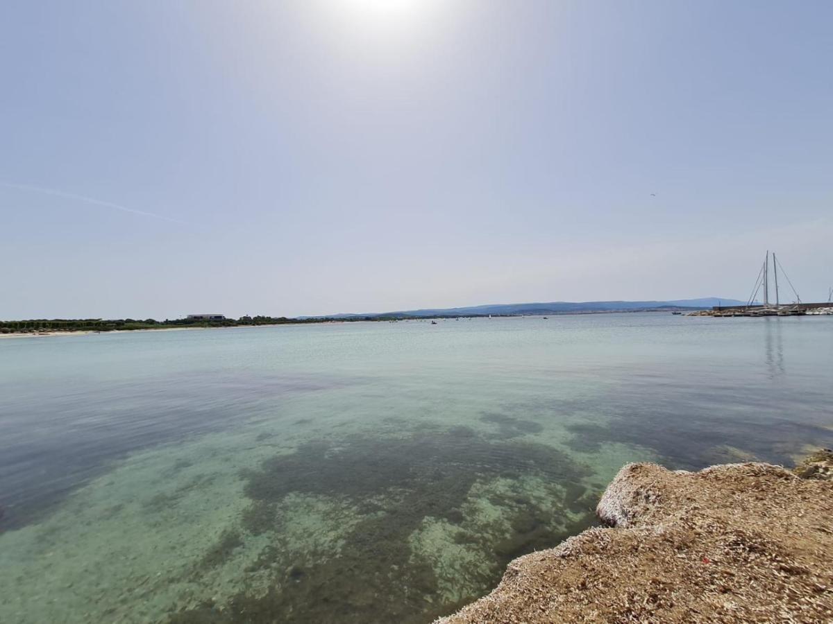 Lupa - La Flotta Di Willy Gio Hotel Alghero Kültér fotó